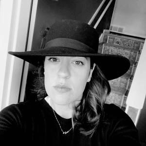 Meet your Posher, Chiara